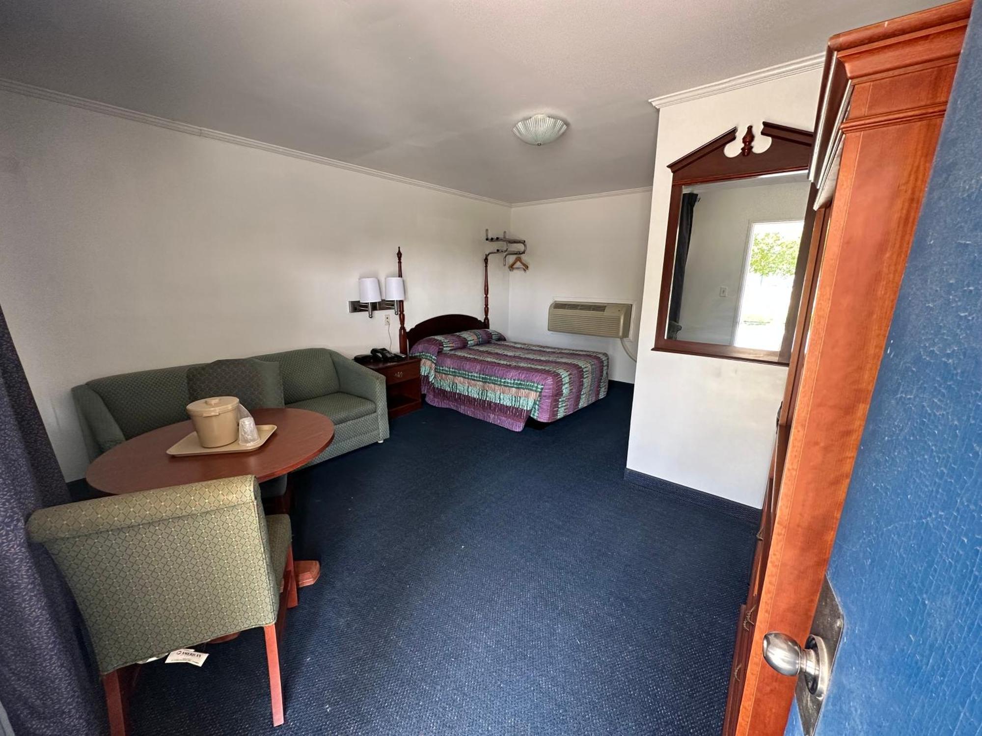 Four Oaks Lodging 스미스필드 외부 사진